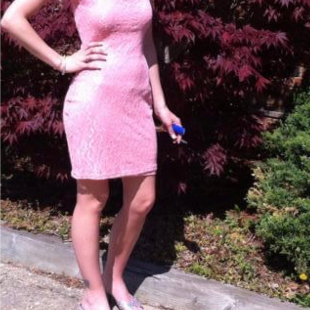 Guess Dress💁🏼‍♀️